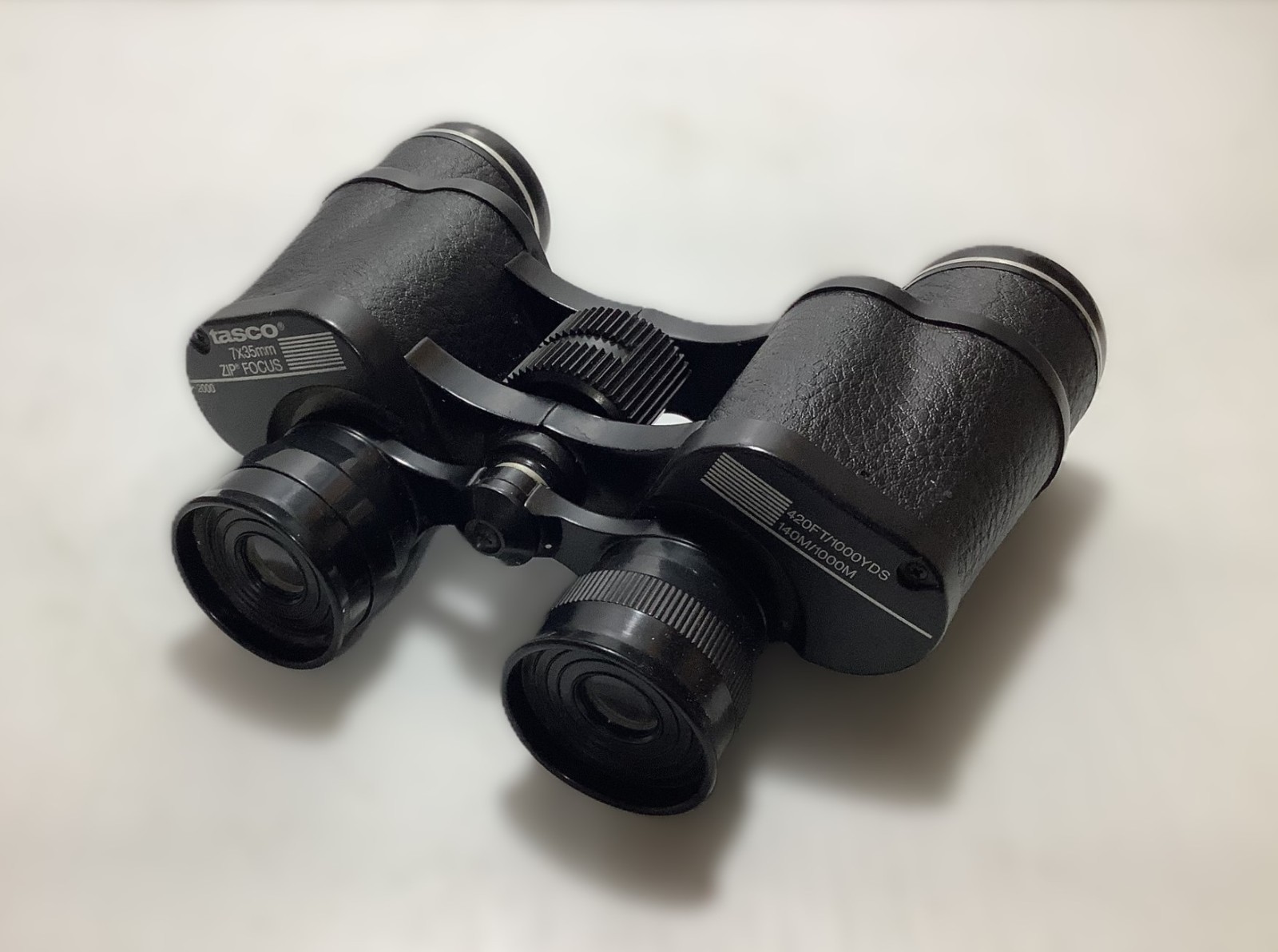 Tasco 7x35mm Zip Focus 2000 Binoculars