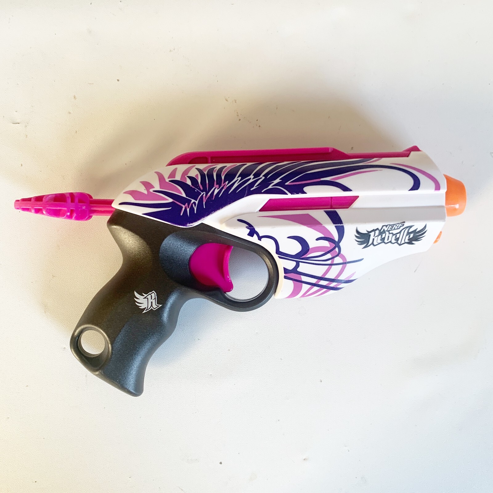 Nerf Rebelle Pink Crush Blaster Works ~ Smoke-FREE Home 2013 Hasbro