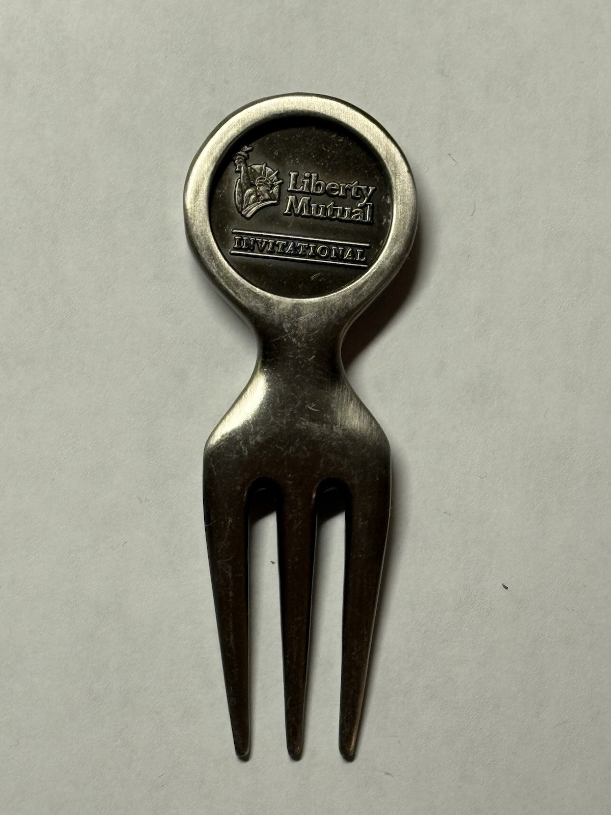 Liberty Mutual Invitational Divot Tool & 1" Double-Sided Coin Style Golf Marker