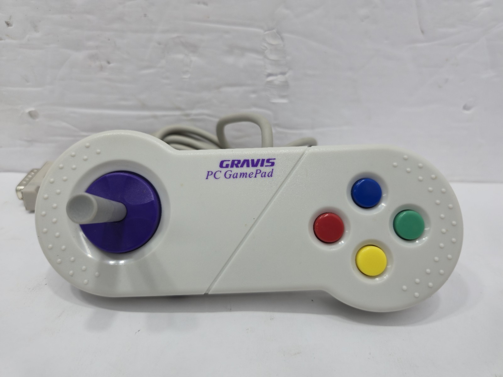 Gravis PC Gamepad 15-Pin Controller for Windows 95/98