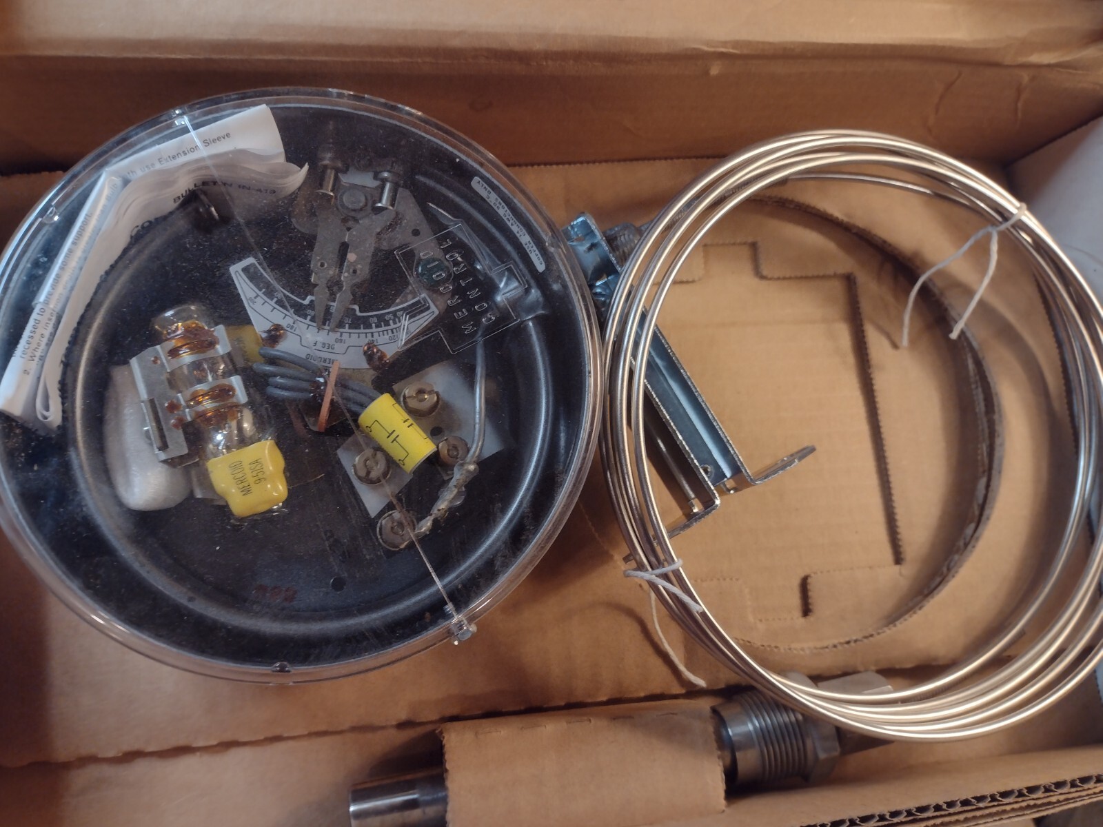 Mercoid DA-35-156-5 Pressure / Temperature Switch