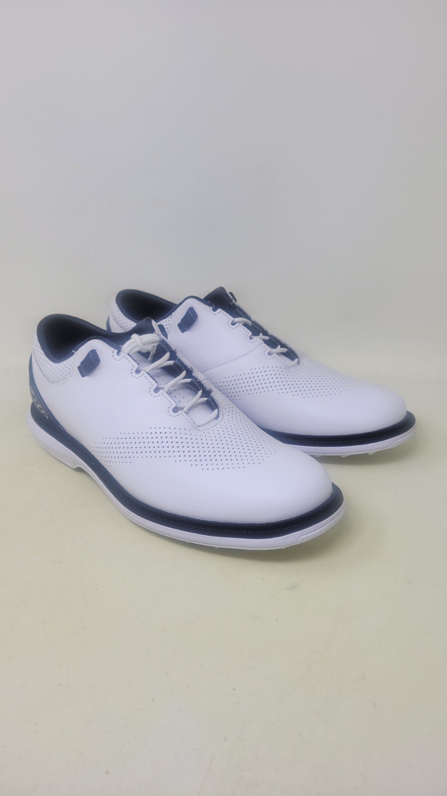 Jordan ADG 4 Men's Size 7.5 White Black Spikeless Golf Cleats DM0103-110