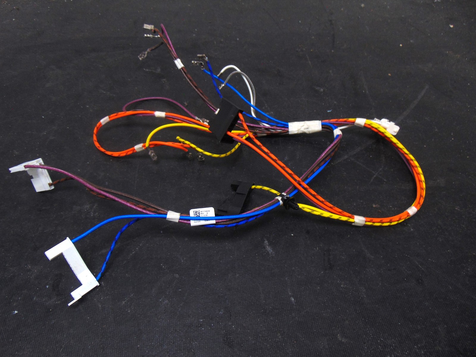 Maytag Range MFES6030RZ Wire Harness W11706939