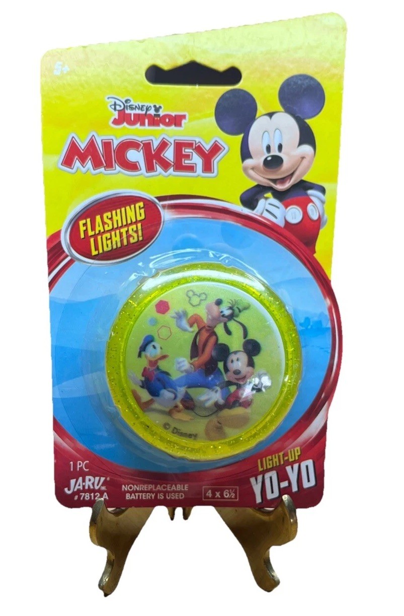 Disney Junior Mickey Mouse Light Up Yo-Yo Flashing Lights Toy NEW