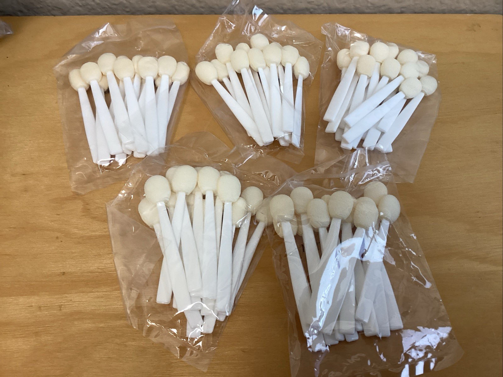 New  Lot / 5 Mary Kay Disposable Sponge Tip Applicators 15 per pack 75 Total
