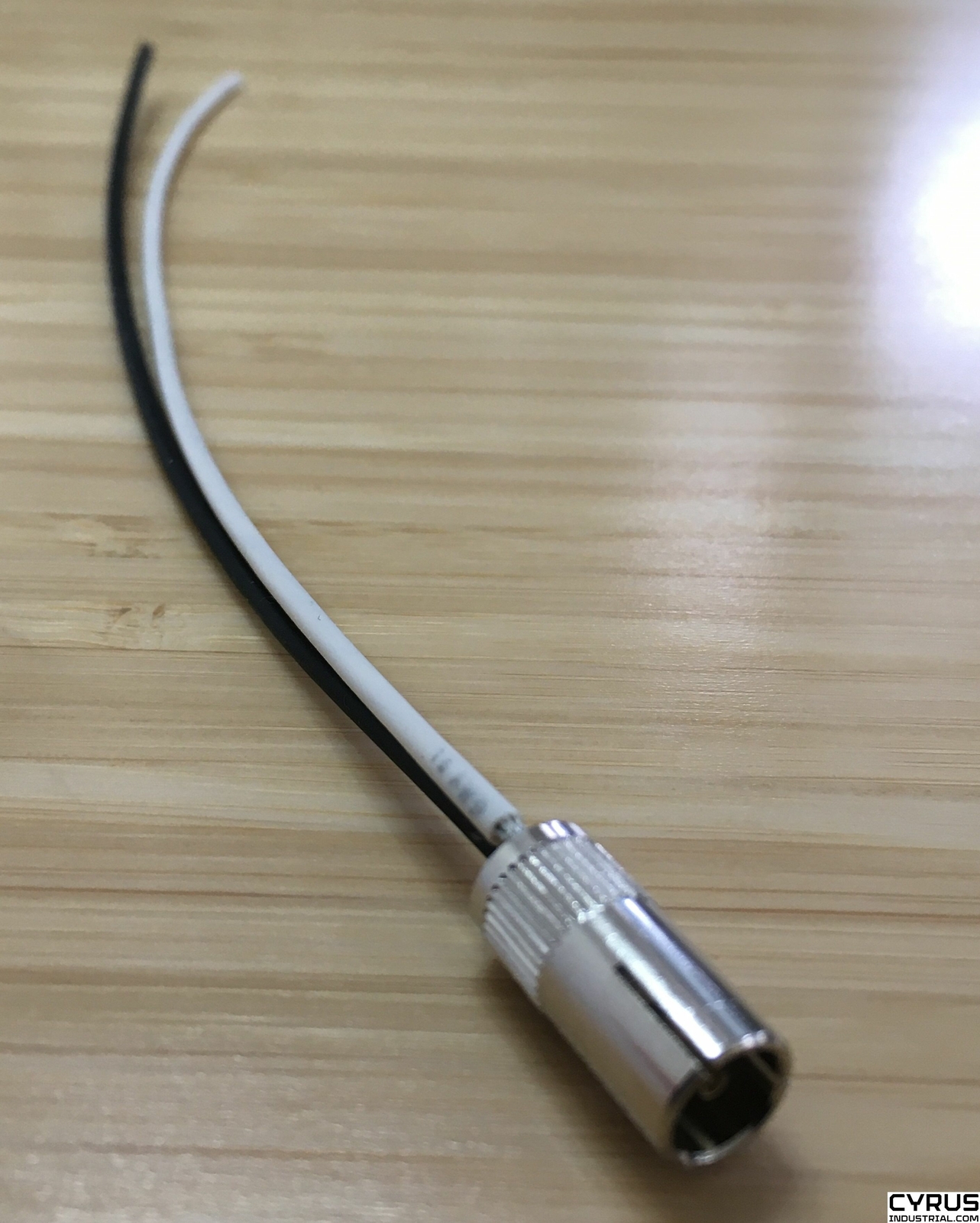 MERCOTAC 592 two contact receptacle w/ 6" wires (18 AWG) for Model 205