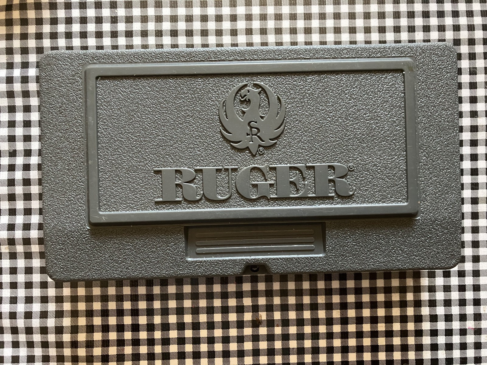 NICE RUGER FACTORY GREY HARD STORAGE CASE FOR MARK SERIES PISTOL