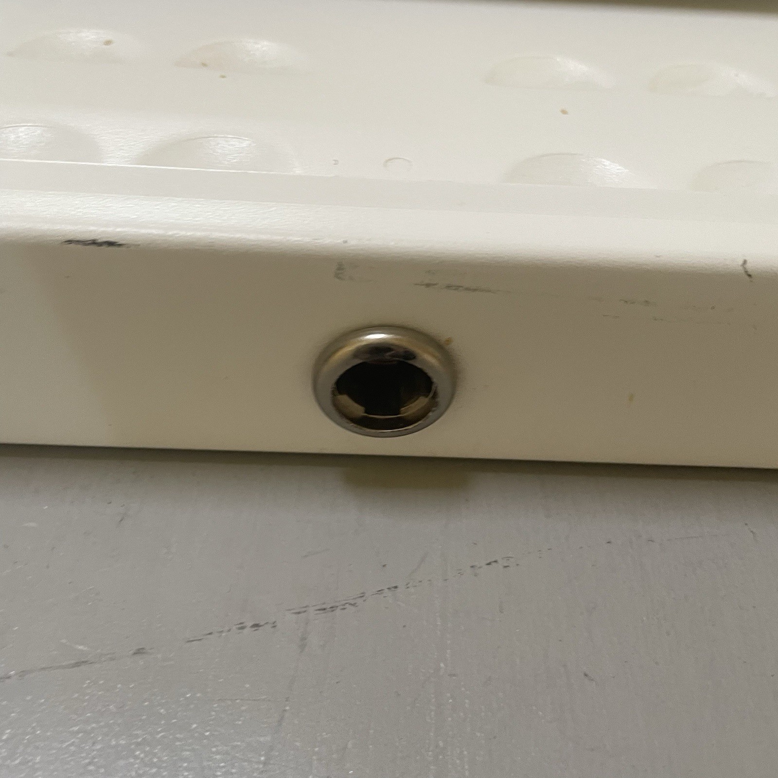 BMS Universal Locking Projector Security Mount Medium-Wide