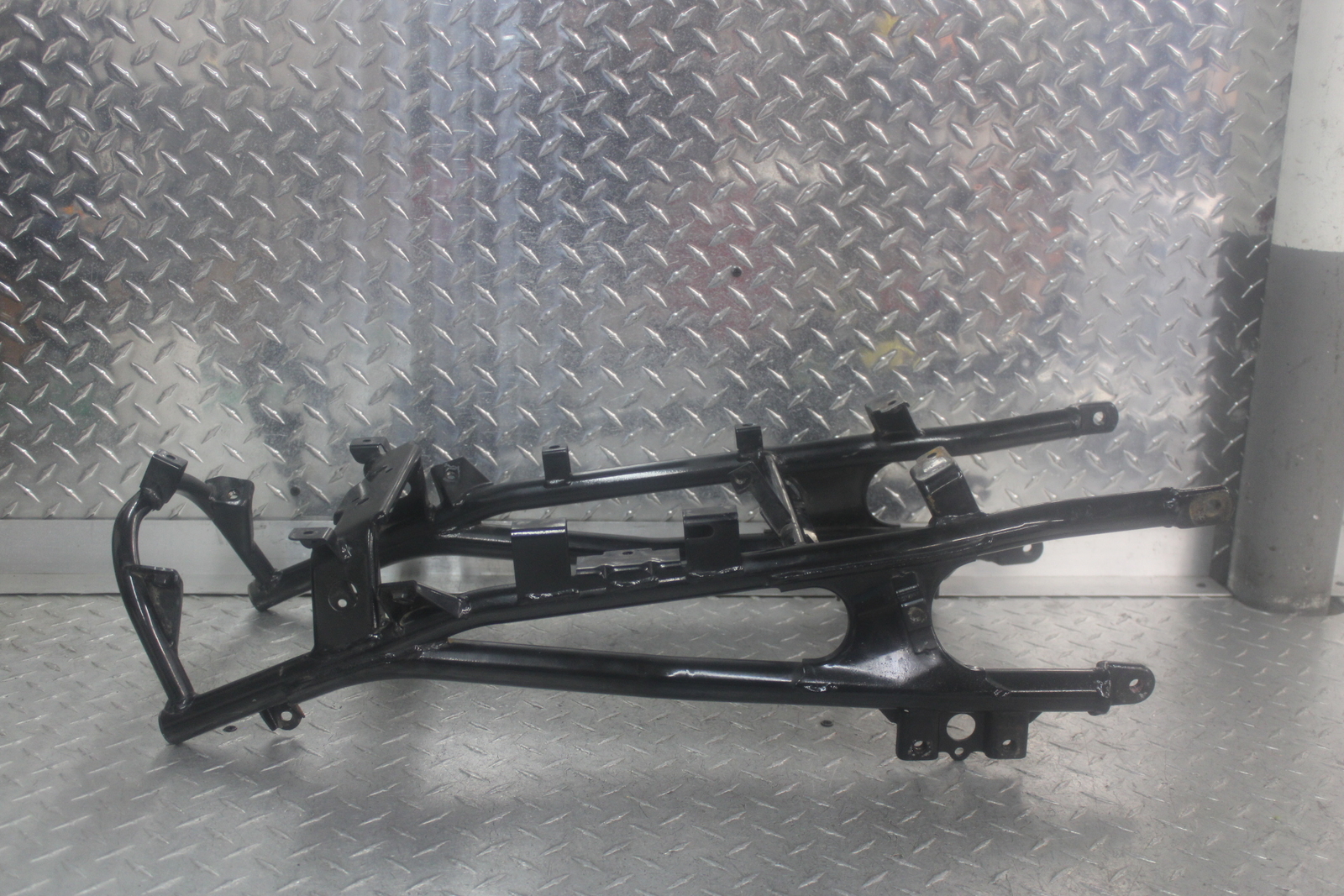 2003 KAWASAKI ZZR1200 REAR SUBFRAME BACK SUB FRAME 32160-1776-10