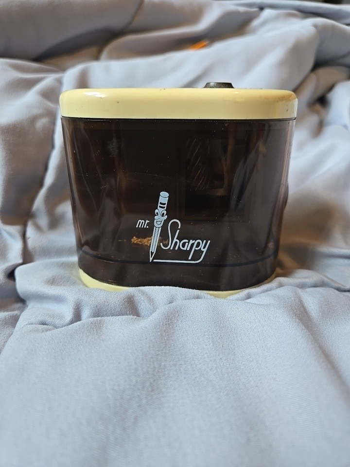 Vintage Sunbeam Mr. Sharpy Battery Pencil Sharpener