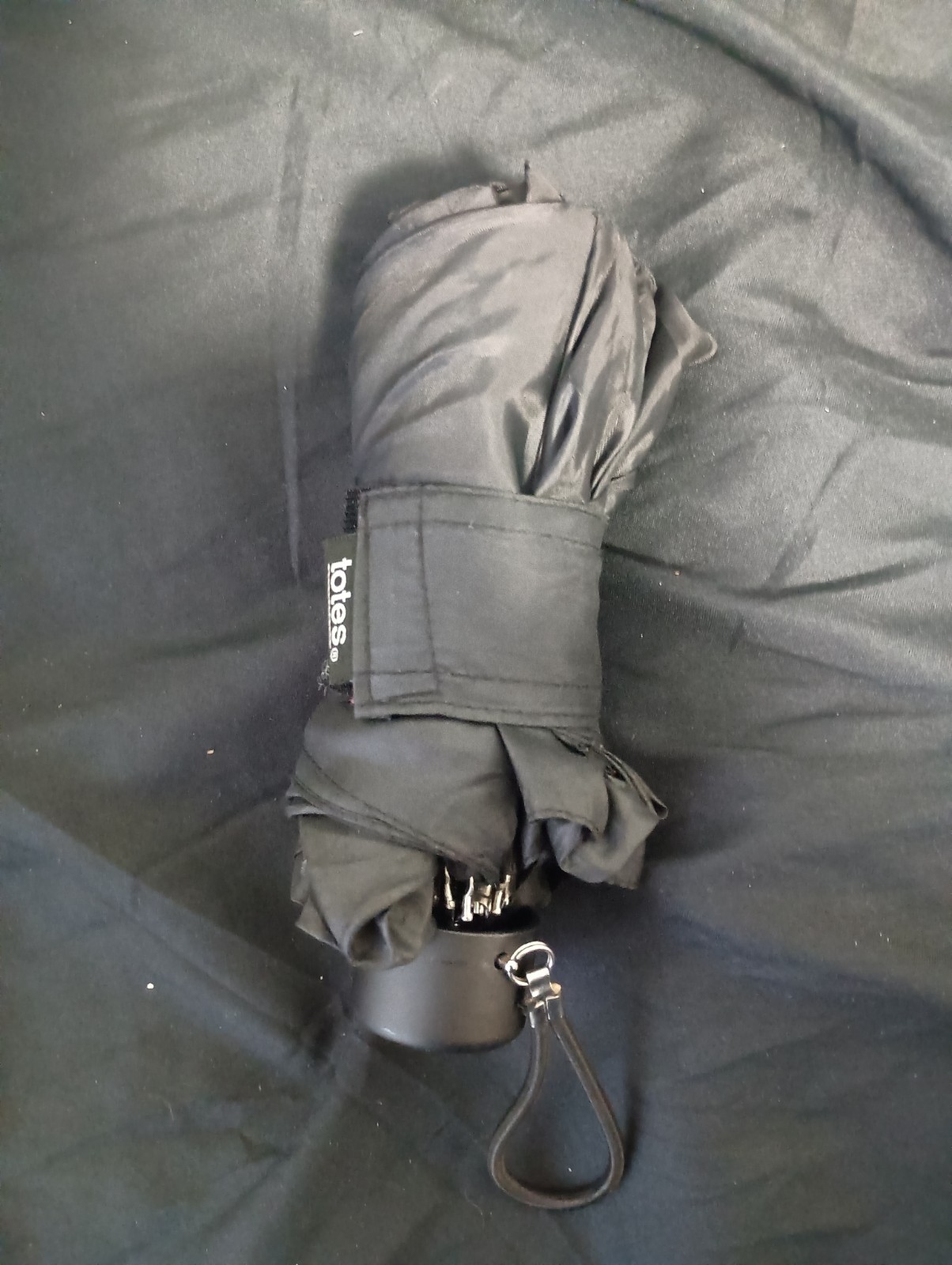 Totes Little Umbrella