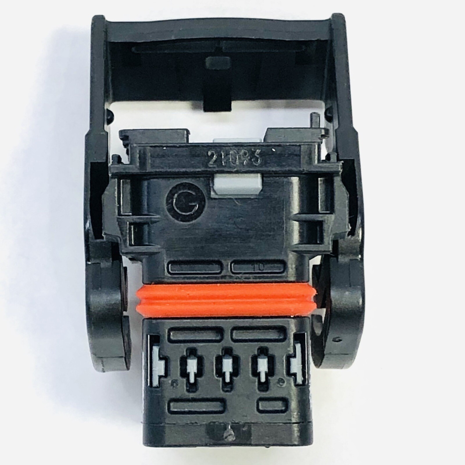 MOLEX - MCD 21093 AUTOMOTIVE CONNECTOR SOCKET 48 WAY- M2