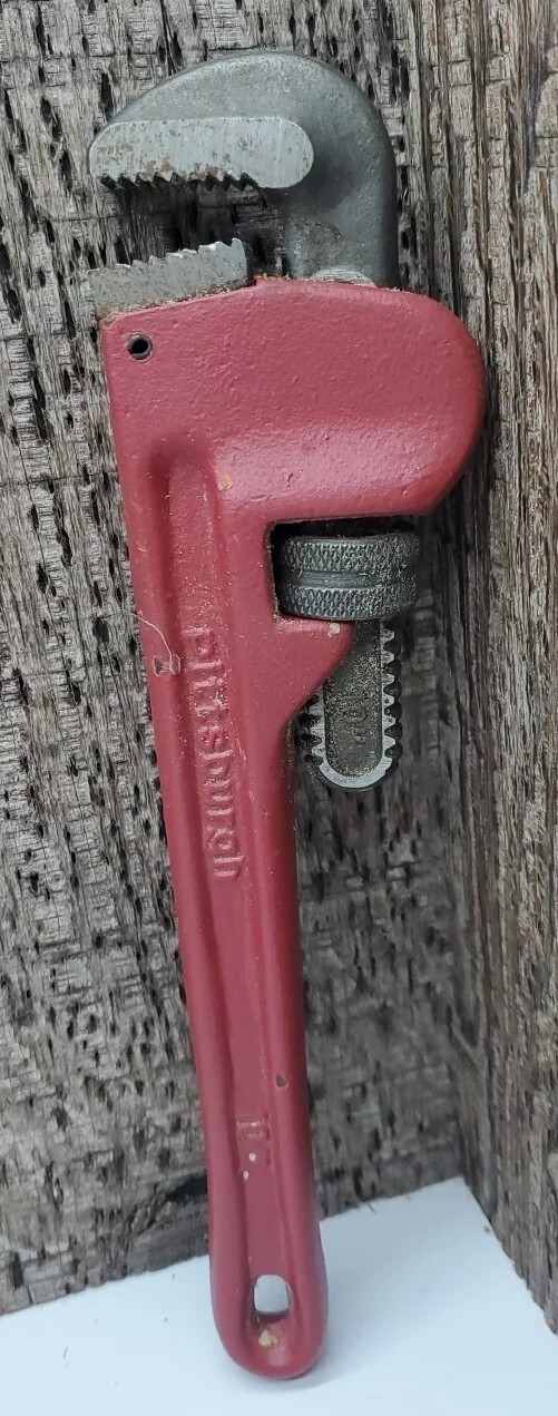 Pittsburgh Heavy Duty Pipe Wrench Steel 10 Inch Adjustable Red