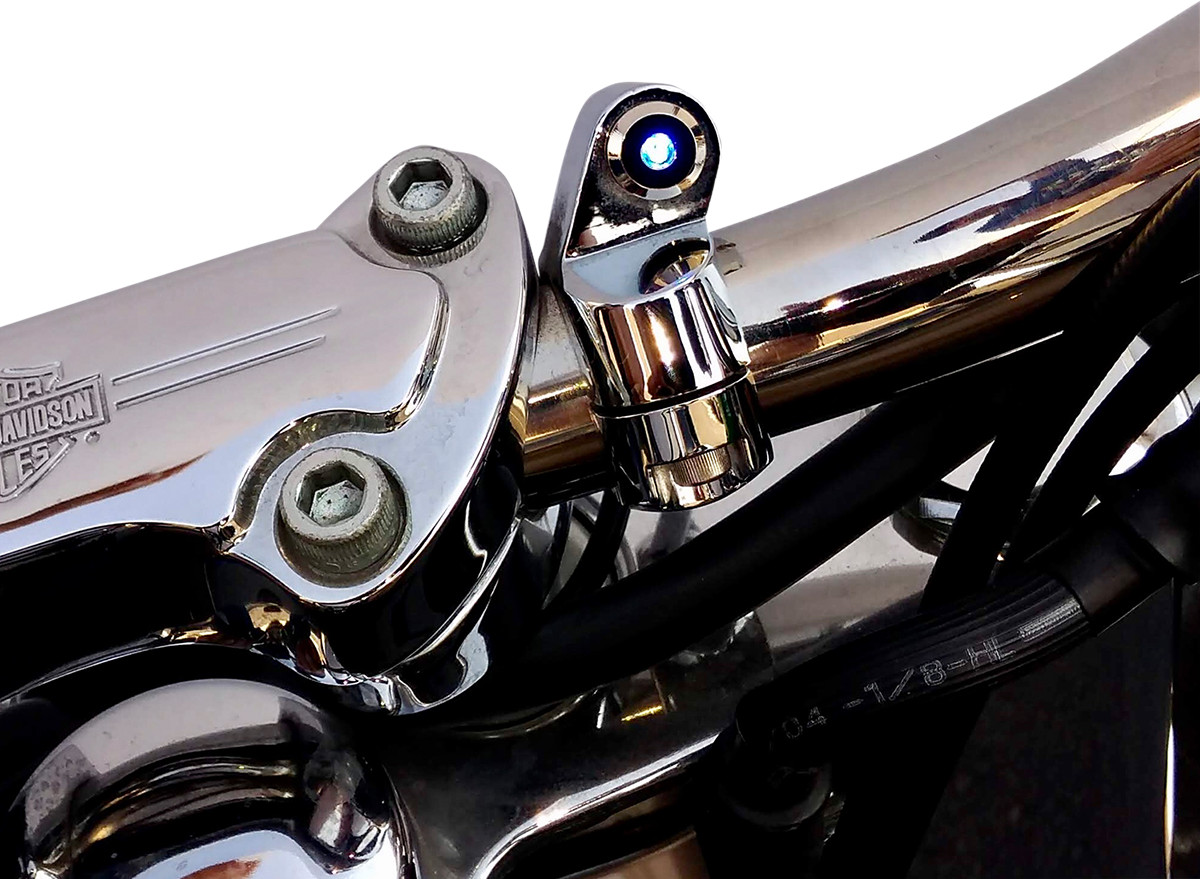 ULTRACOOL AC-20C LED Handlebar Clamp Chrome 1 Inch