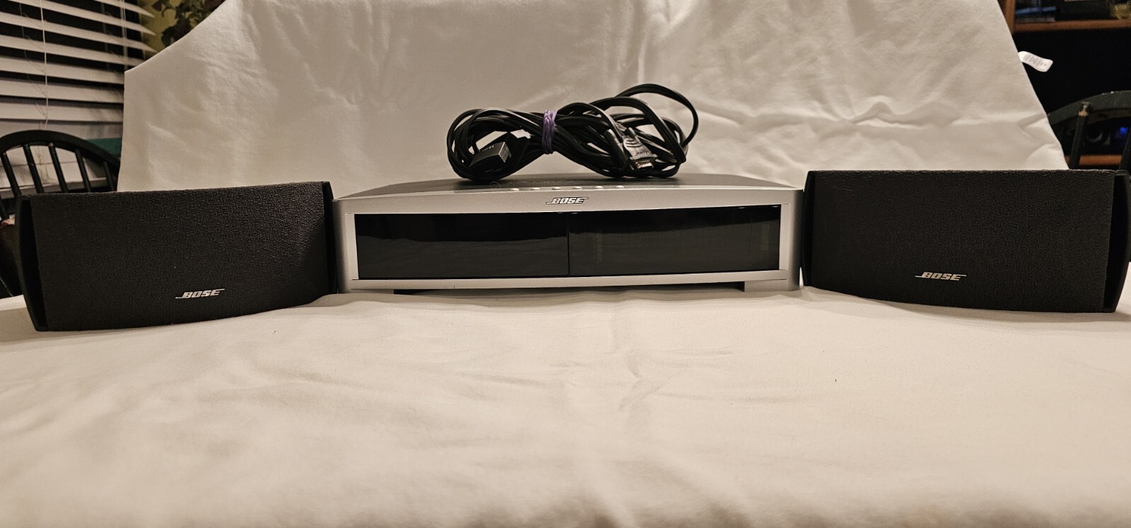 Bose AV321 Series II Media Center-Console -2 Speakers - OEM Speaker Cable TESTED