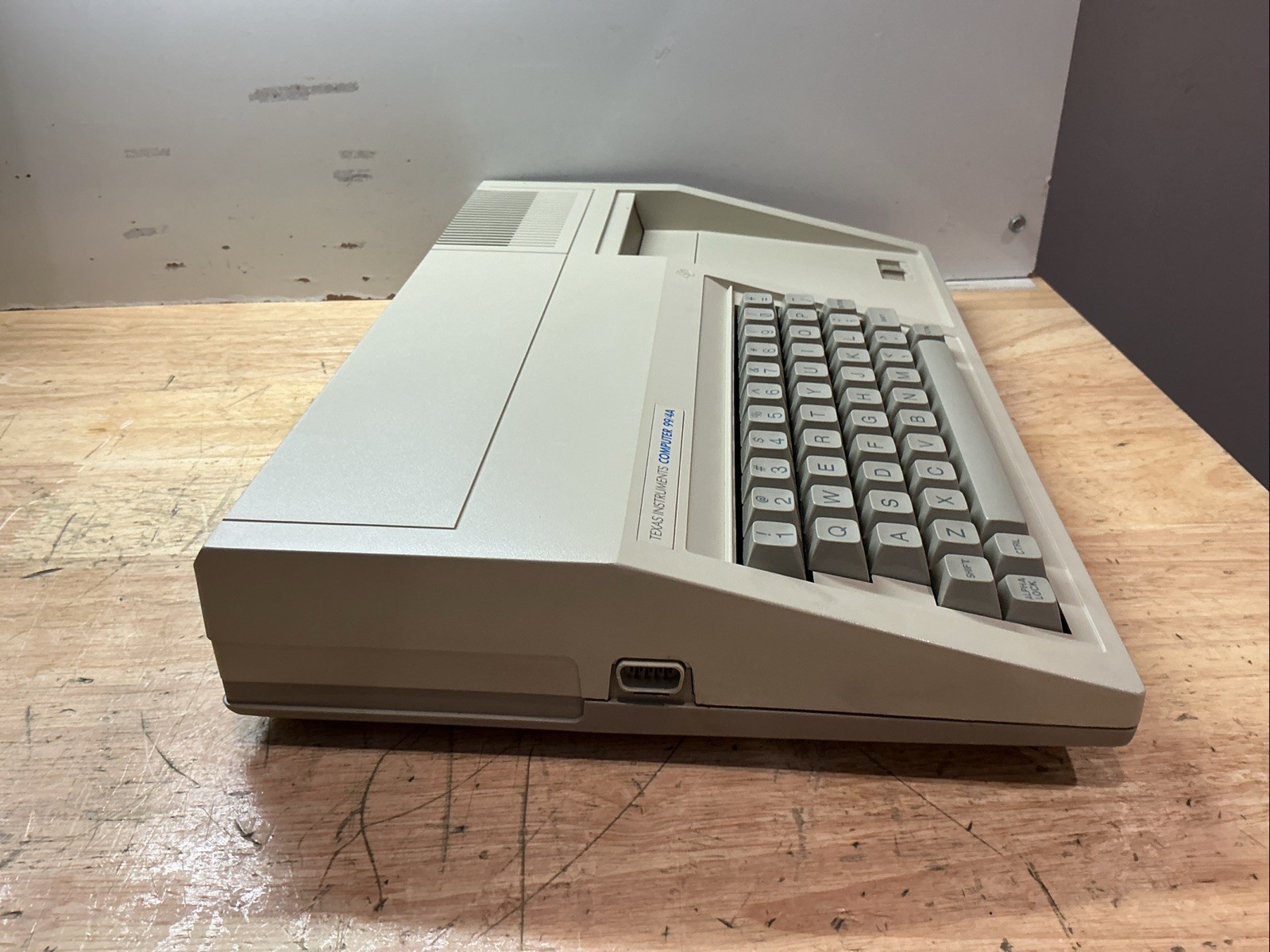 VINTAGE Texas Instruments TI 99/4A Home Computer In Original Box