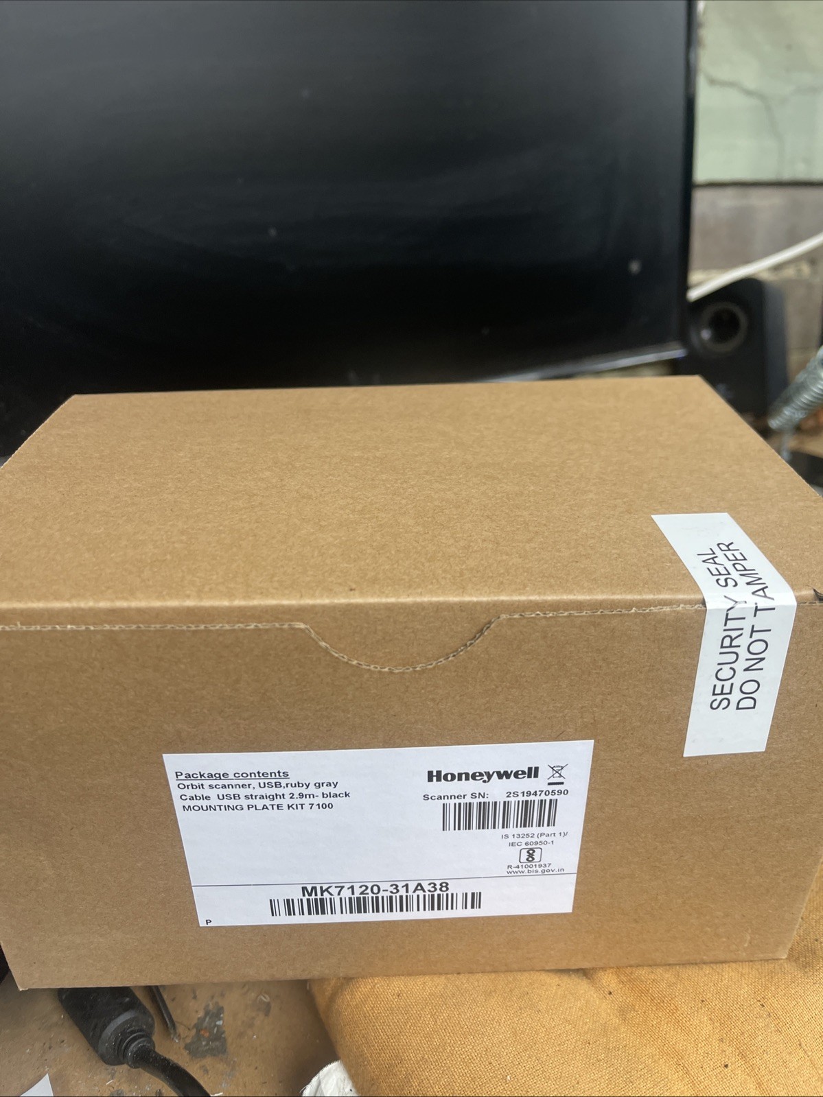 New Genuine Sealed Honeywell MS7120 Orbit Black USB With USB Cable Inside Box