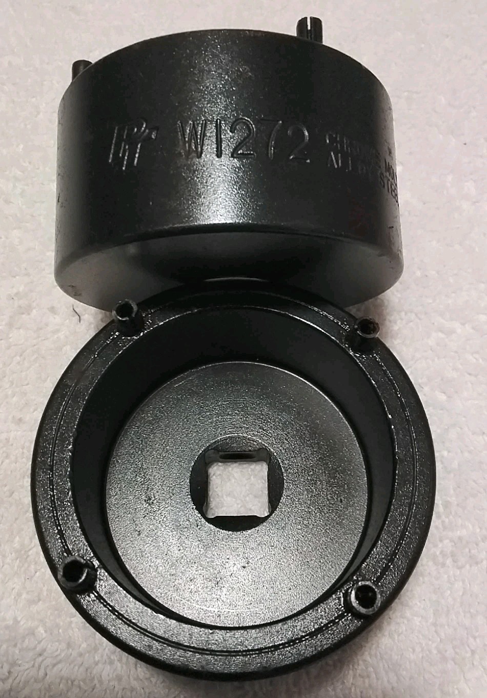 W1272 PERFORMANCE TOOL  1/2" DRIVE 2-5/8" 4PT TOYOTA 4-WD LOCK NUT SOCKET