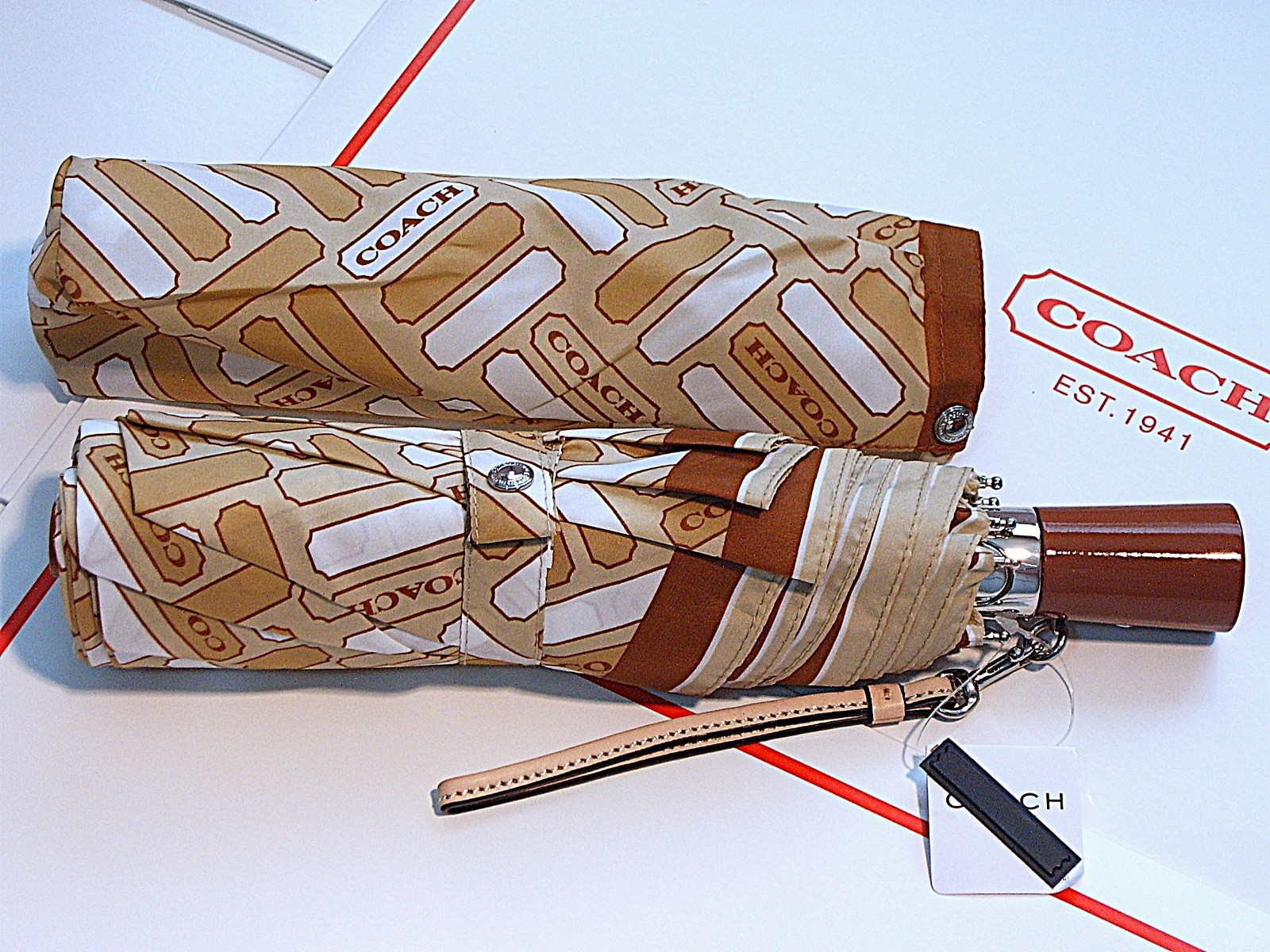 🌹Coach Lozenge Basic Script Khaki Compact Umbrella NWT