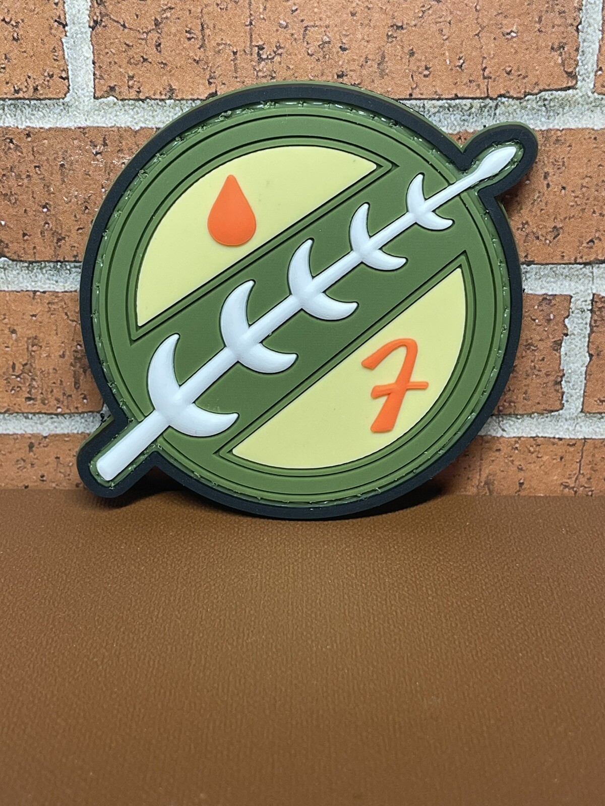PVC Tactical Patch - Mandalorian Boba Fett Crest Patch - Morale Gun Patch