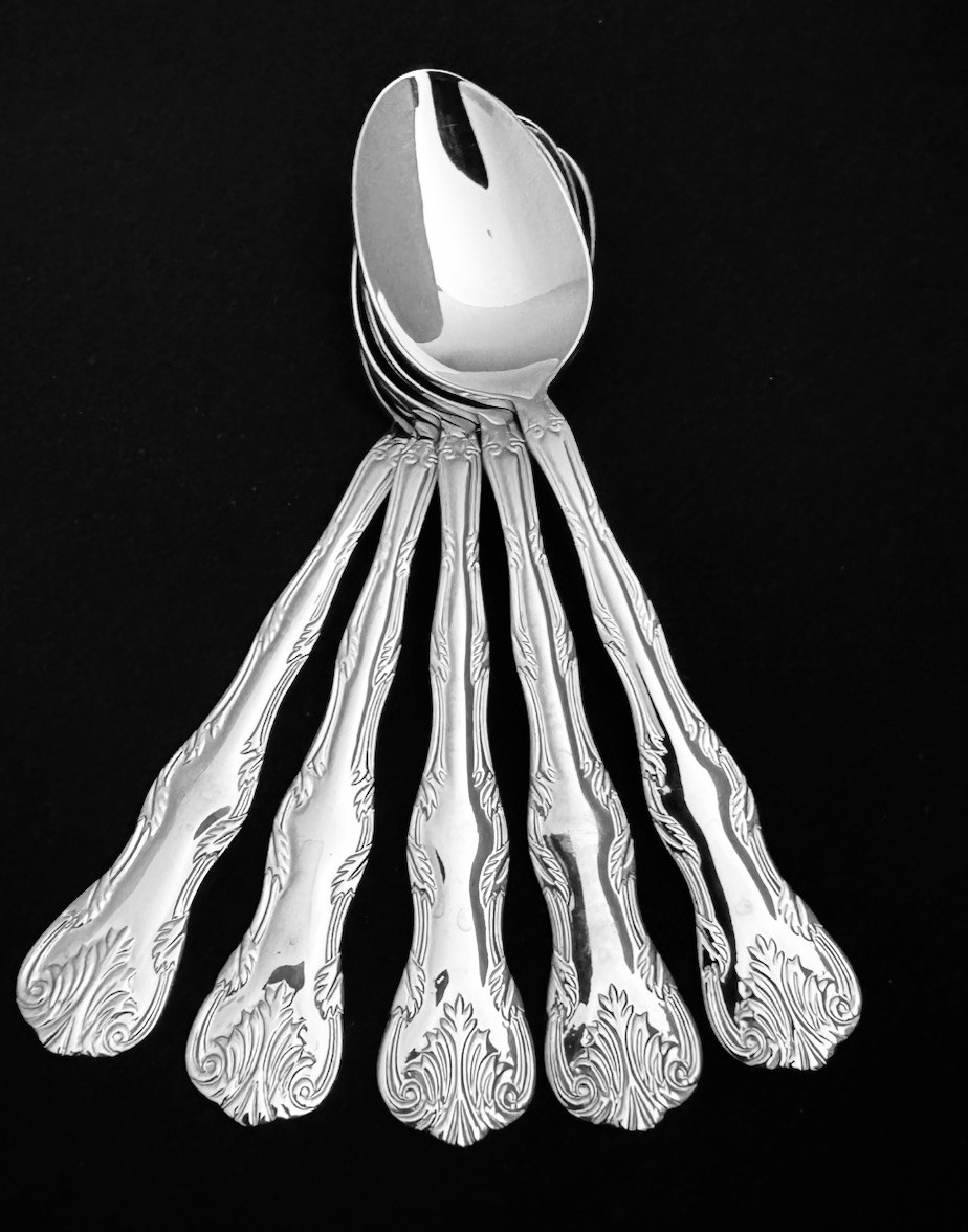 REED & BARTON Stainless VICTORIA Set of 5 SOUP SPOONS 7 1/4" Glossy 18/10