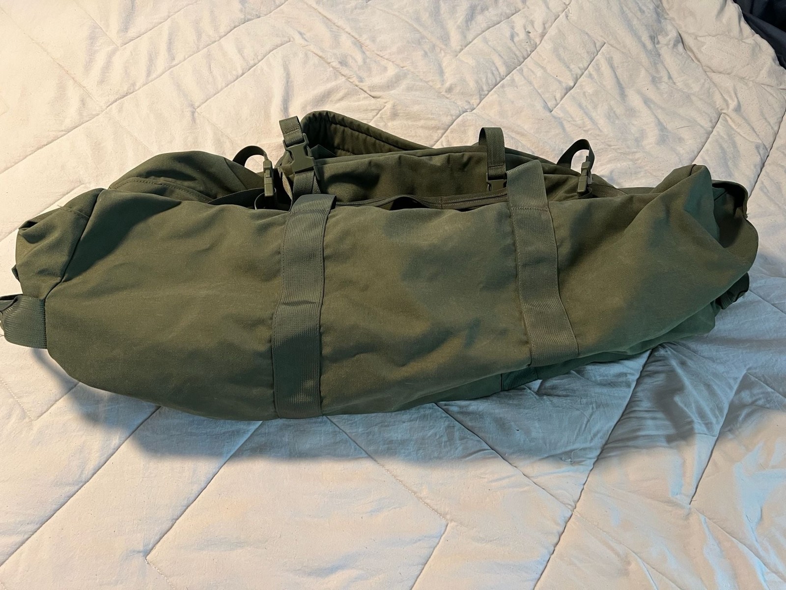 US Military Surplus Improved Duffel Bag Olive Drab Green Large Deployment Bag