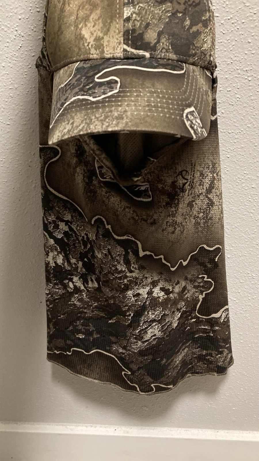 Realtree Excape Facemask Hat