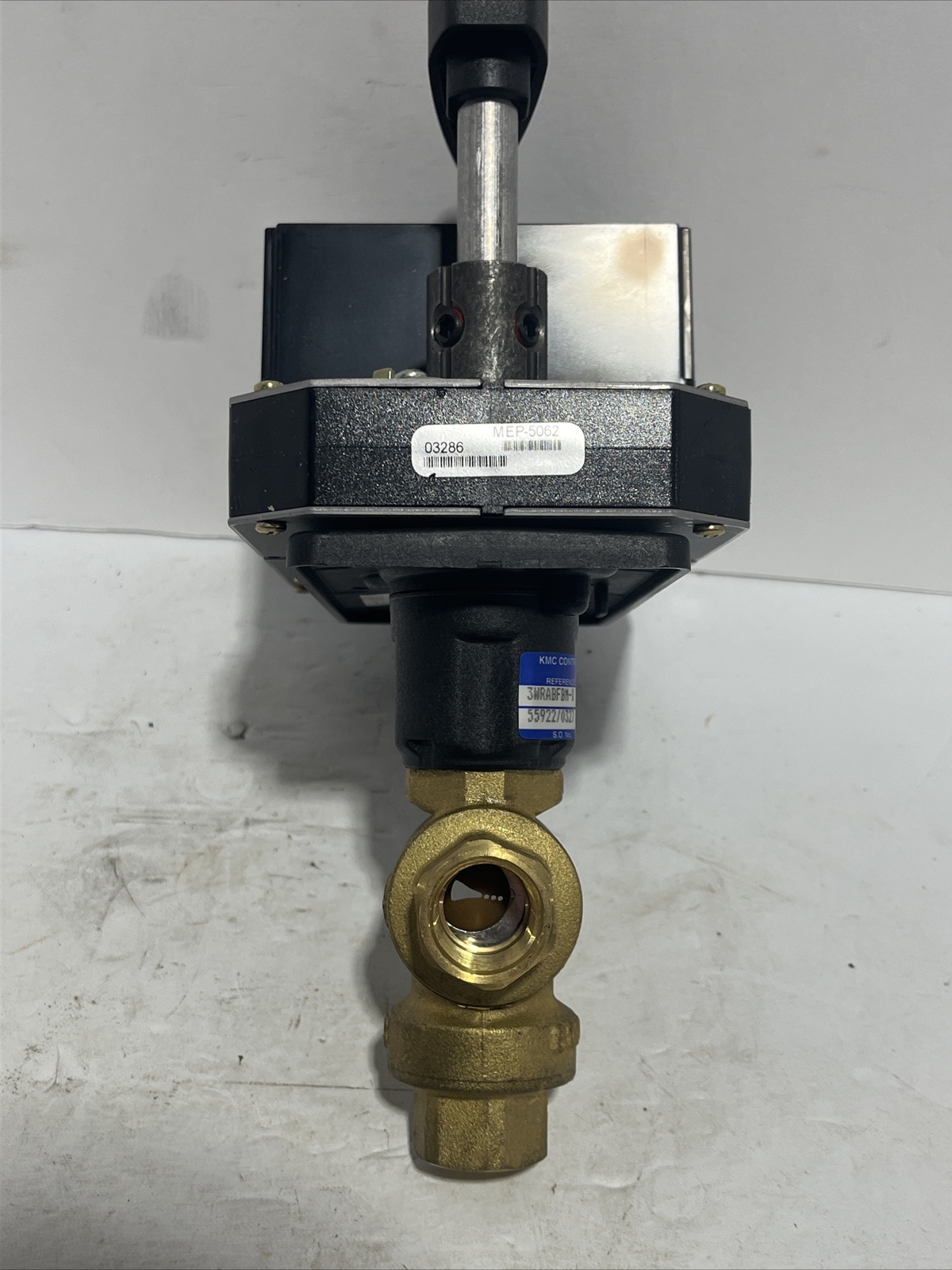 Kmc Controls VFP-43ABB ACTUATOR COVER IS CRACKED