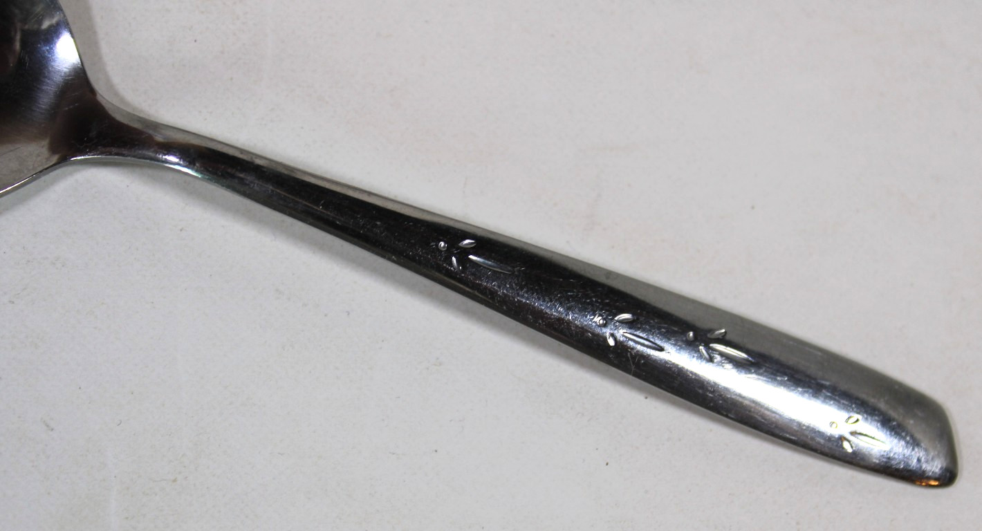 46 Pce. Oneida Stainless Asian Arrow Pattern MCM 1960's - Fork, Knife, Spoon