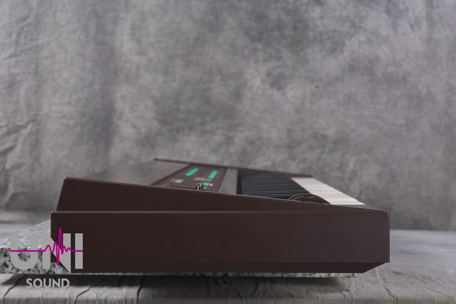 YAMAHA DX7 Digital Programmable Algorithm Synthesizer in Very Good Condition