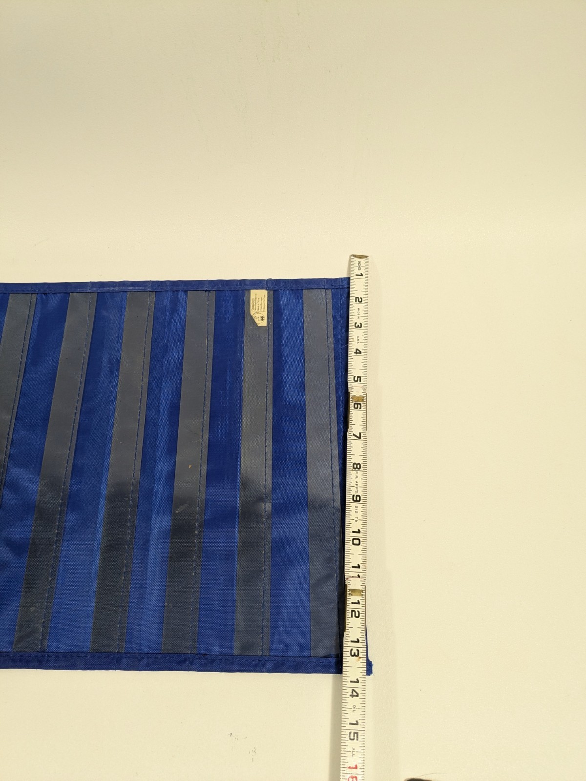 Carson-Dellosa Single Column Deluxe Pocket Chart Pre-Owned Some Marks 33x13