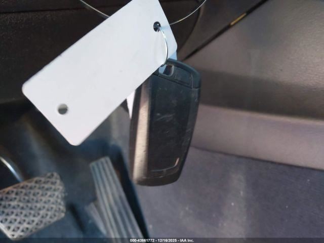 X3        2015 Glove Box 4959298