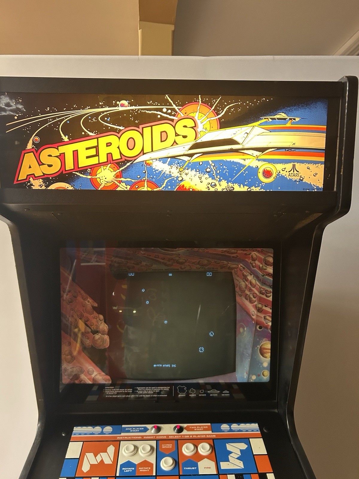 ASTEROIDS ARCADE MACHINE by ATARI 1979 (Excellent Condition) *RARE*