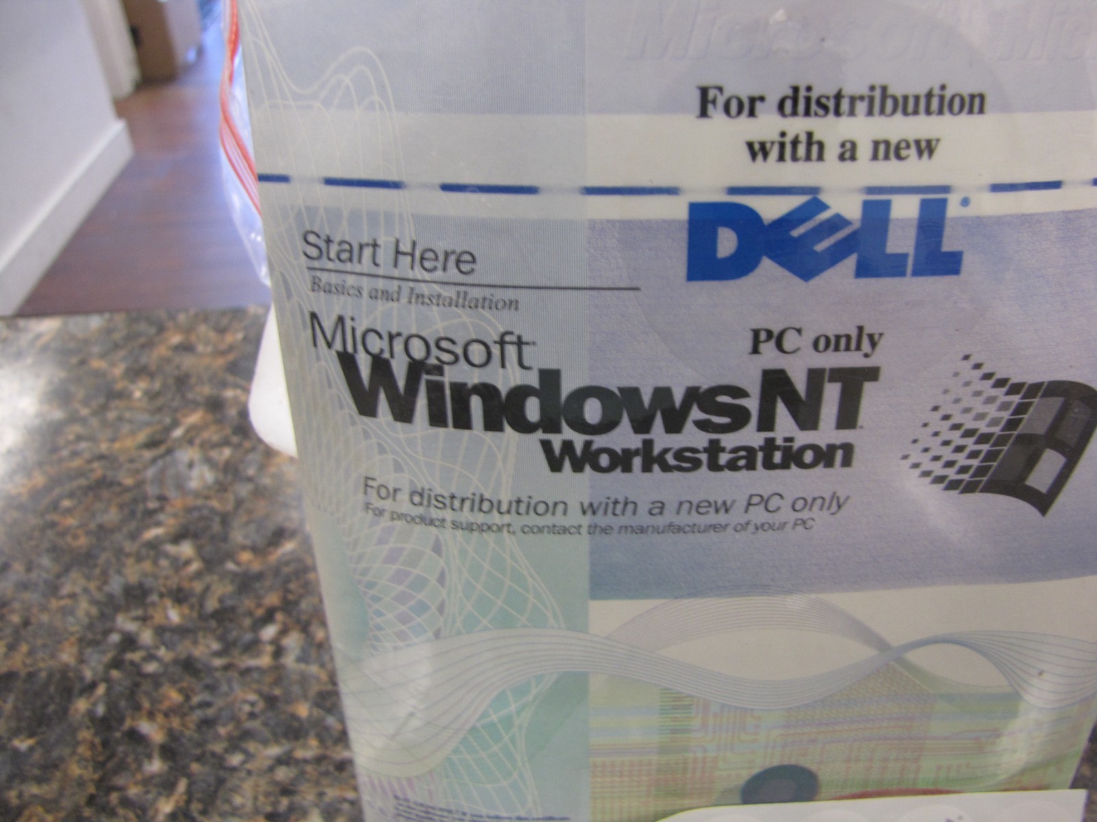 Microsoft Windows NT Workstation 4.0 - CD & Floppy - New Sealed - JD526