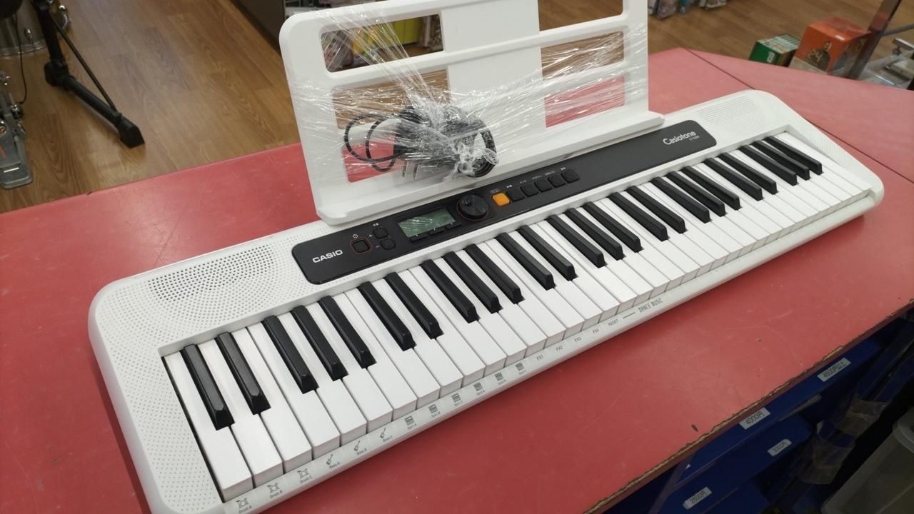 CASIO Electronic Piano CASIOTONE Ct-s200 Used
