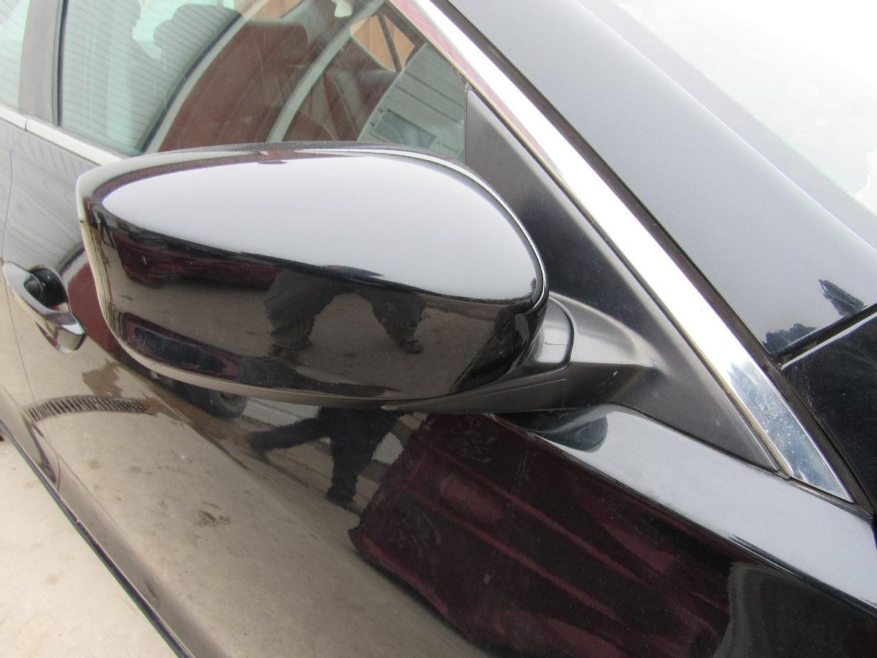 ILX 2019 Glove Box 1031943