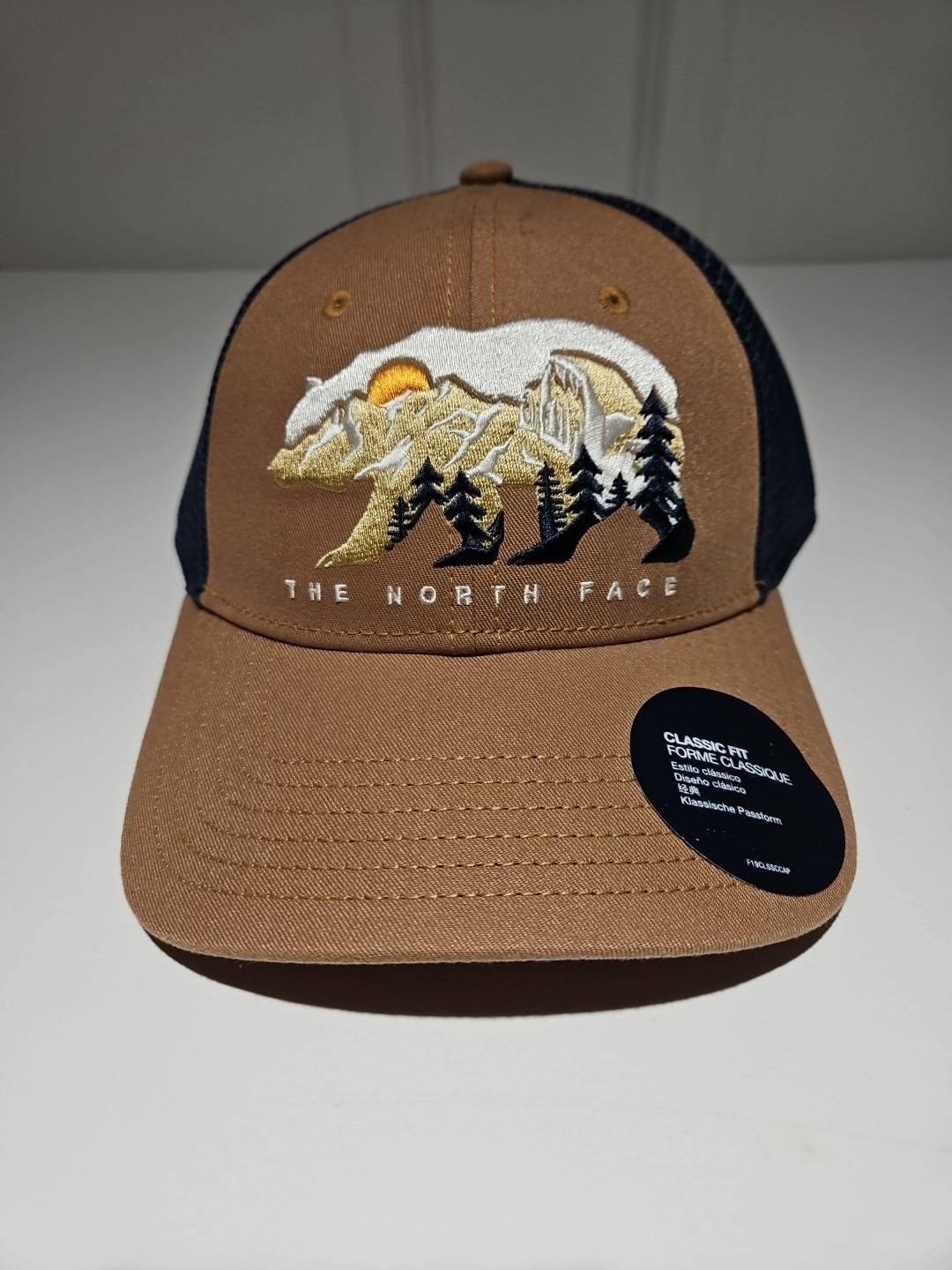 The North Face Embroidered Bear Trucker. Utility Brown.