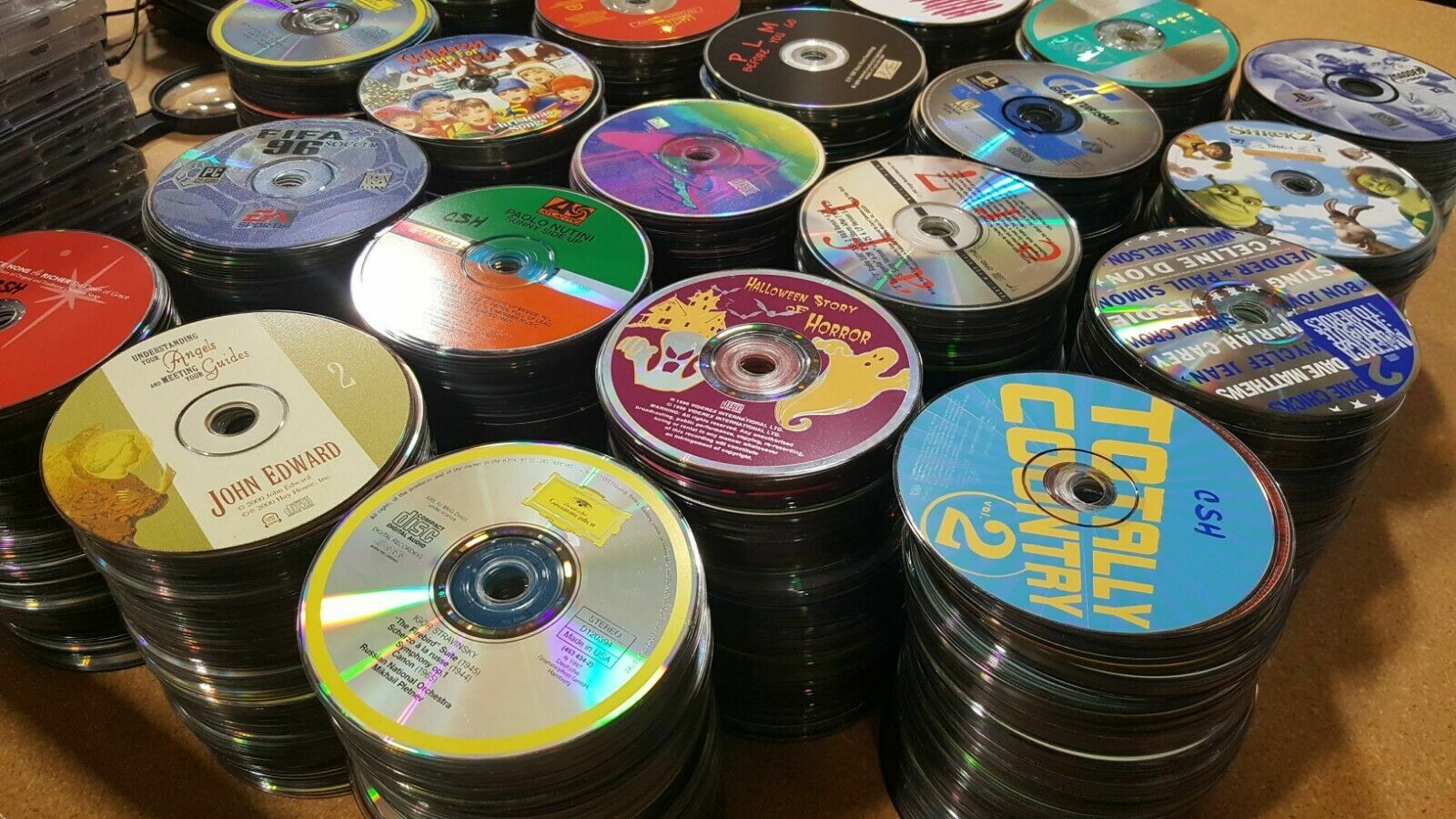 Assorted CDs Music Lot of 100 Different Types of Artists ALL GOOD-MINT CONDITION