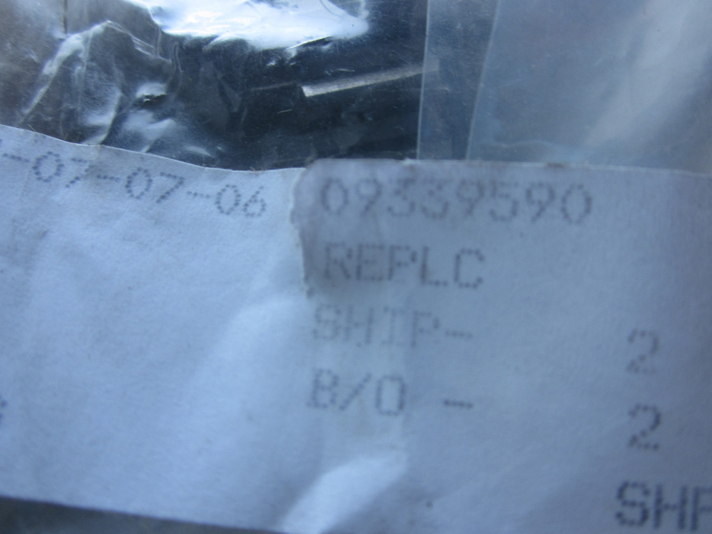 Claas - 09339590 Bushing (NEW)