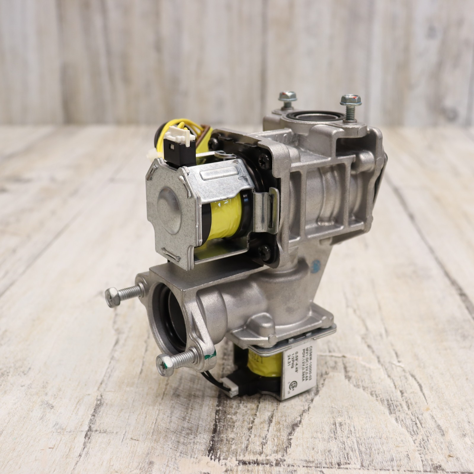Rinnai 106000154 Gas Control Assembly, Natural Gas For V53De, Genuine OEM