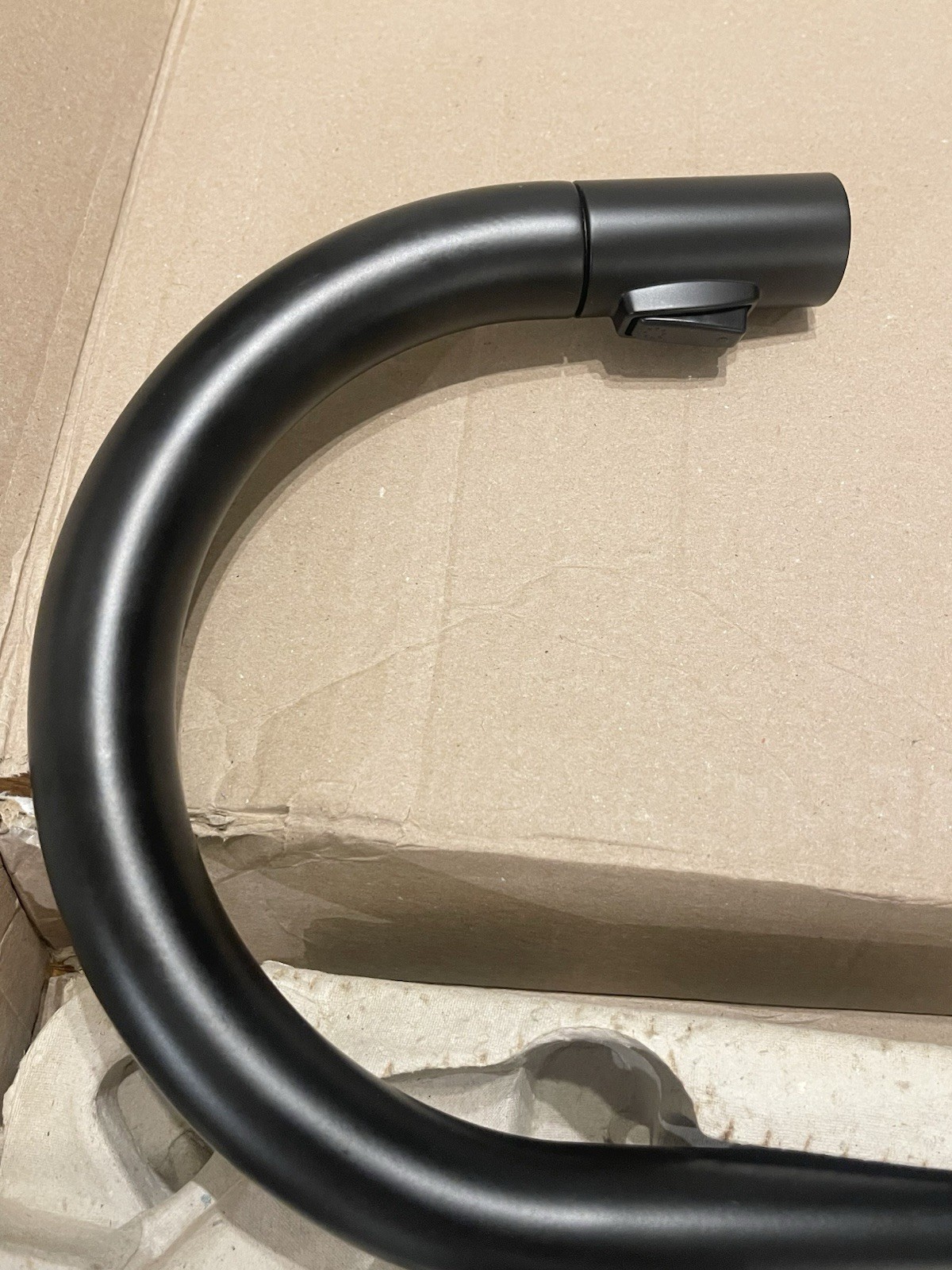 Delta 9159-BL-DST Trinsic Single Handle Pull-Down Kitchen Faucet - Matte Black