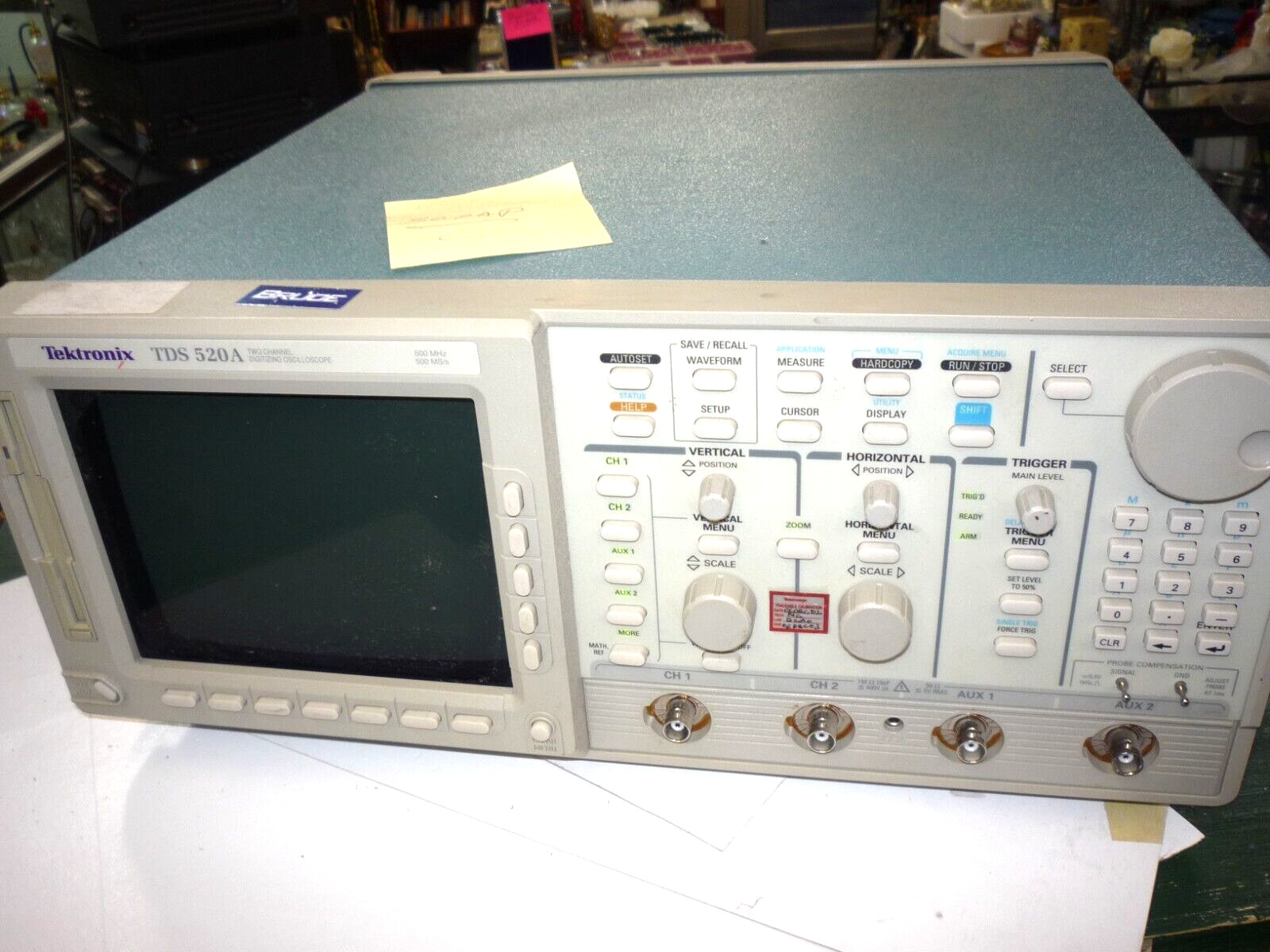 Tektronix TDS520A, Two Channel Digitizing Oscilloscope, 500MHz, 500MS/s AS IS