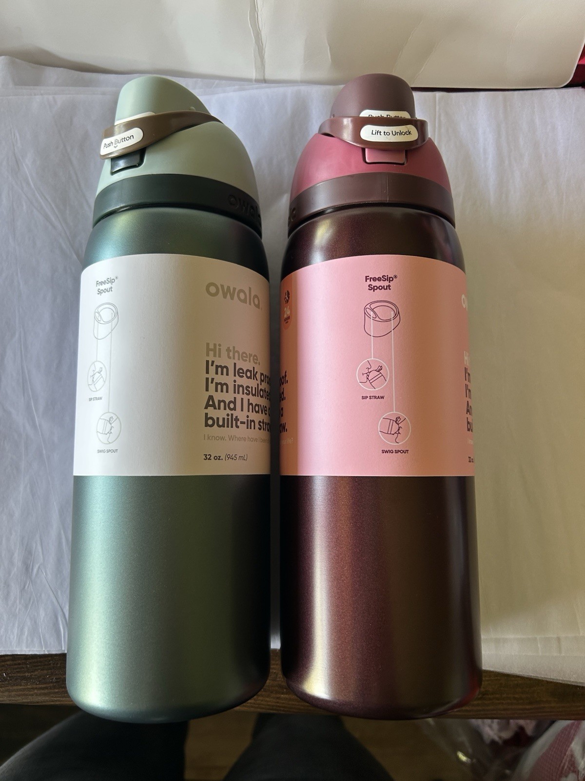 Owala 32oz Stainless Steel FreeSip Water Bottle Wintergreen & Black Berry
