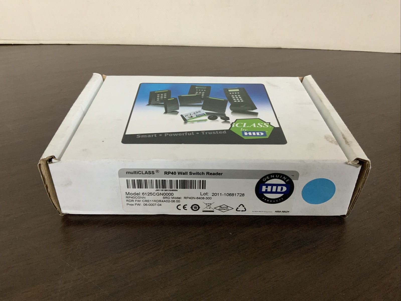 HID 6125CGN0000 multiCLASS RP40 Wall Switch Reader RP40CGNN