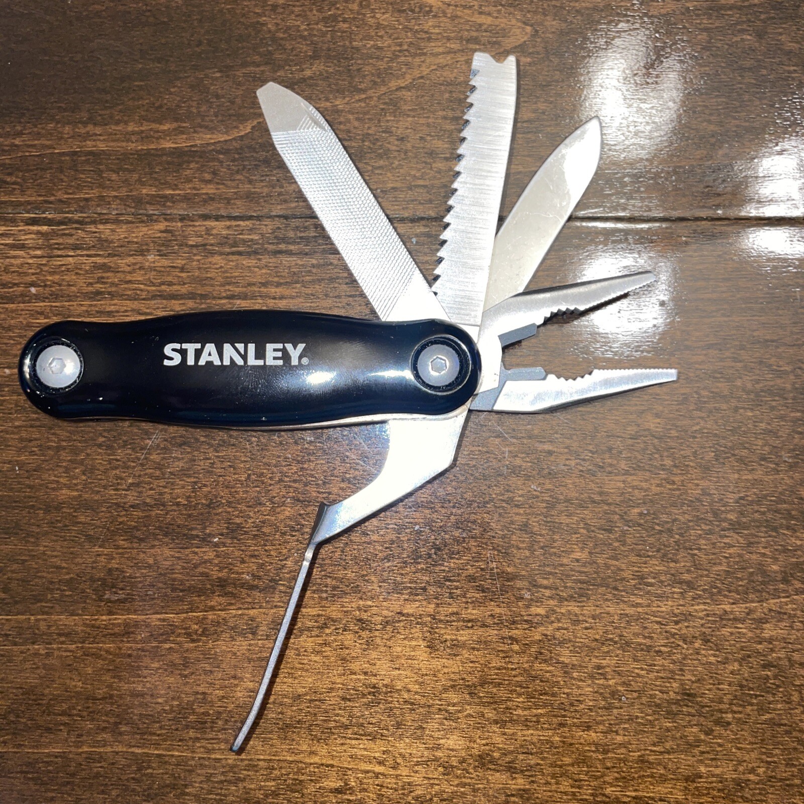 Stanley Multi Tool 7 in 1 Combination Pliers /Black