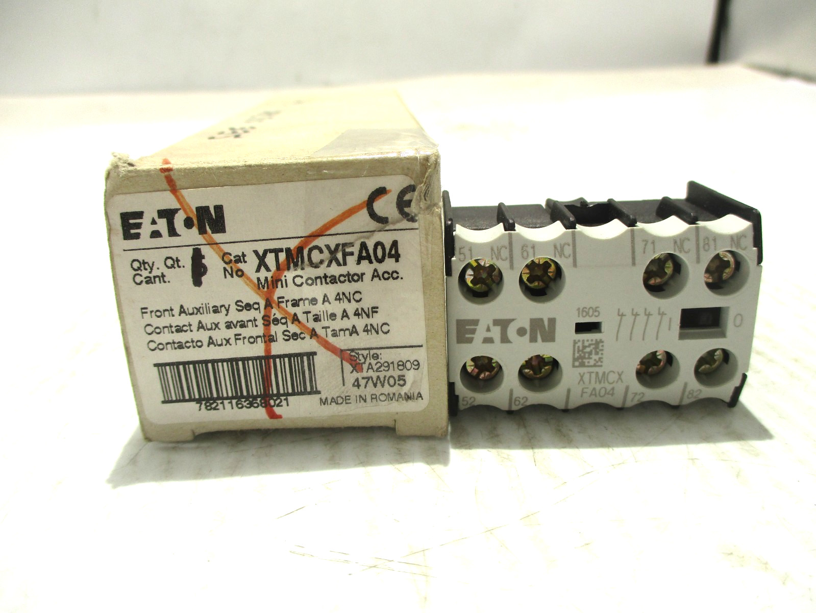 NEW EATON XTMCXFA04 AUXILIARY CONTACT BLOCK 04DILE
