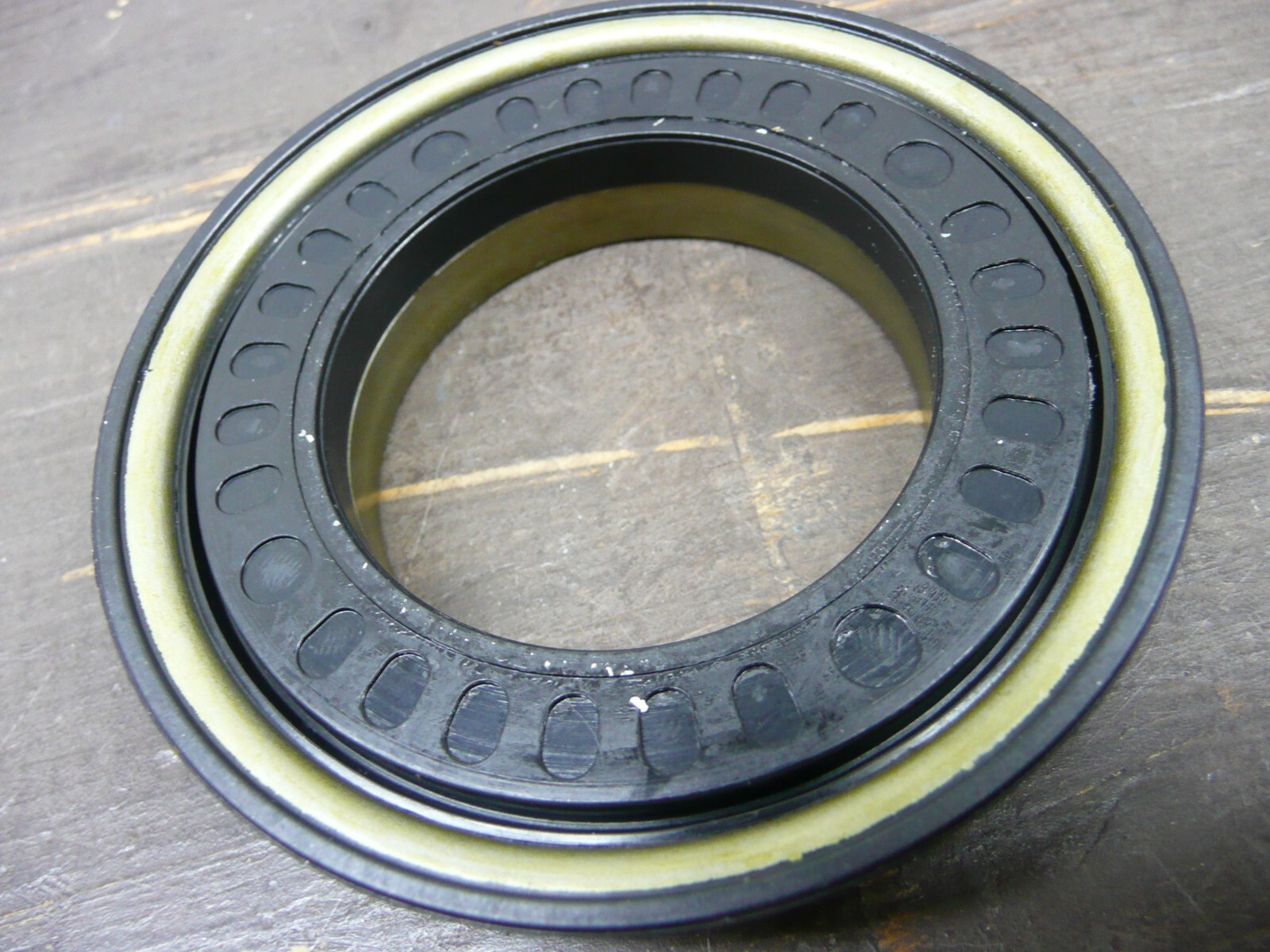 New Process NP261 / NP263 Transfer Case Front Output Shaft Seal