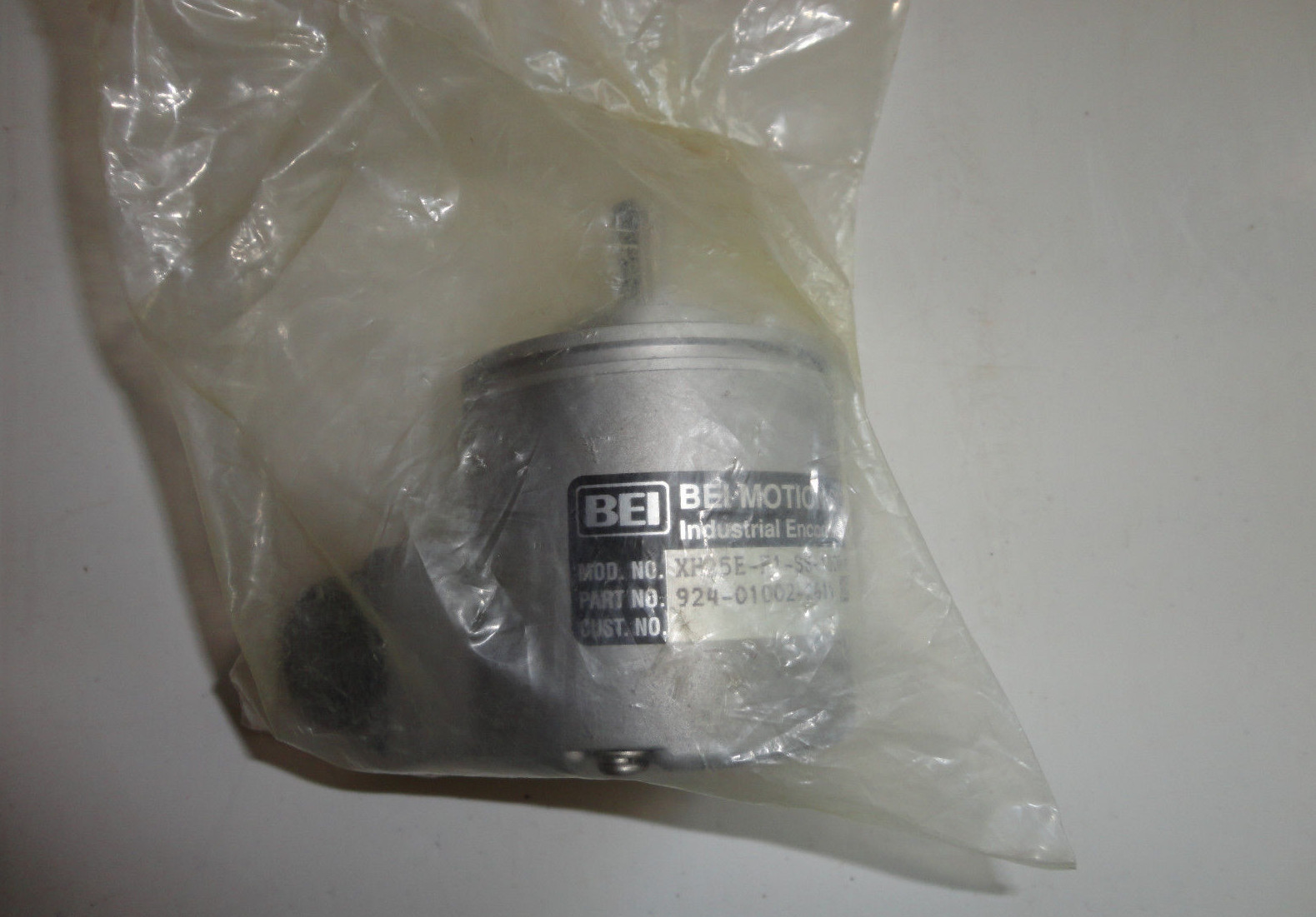 BEI 924-01002-2614 Motion Systems Industrial Encoder