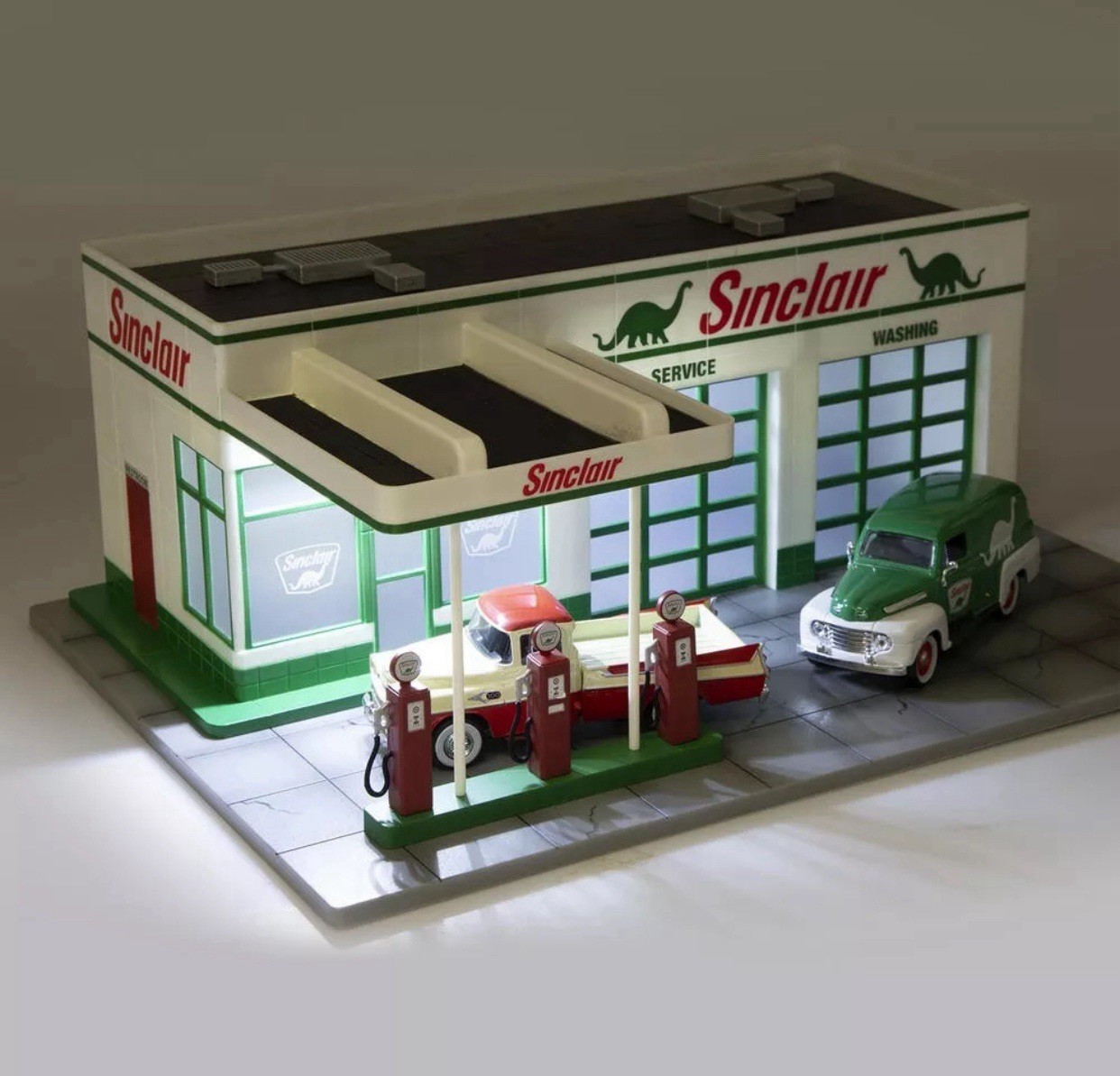 MENARDS SINCLAIR GAS STATION! O GAUGE O SCALE TRAIN SERVICE CITY ACCESSORY