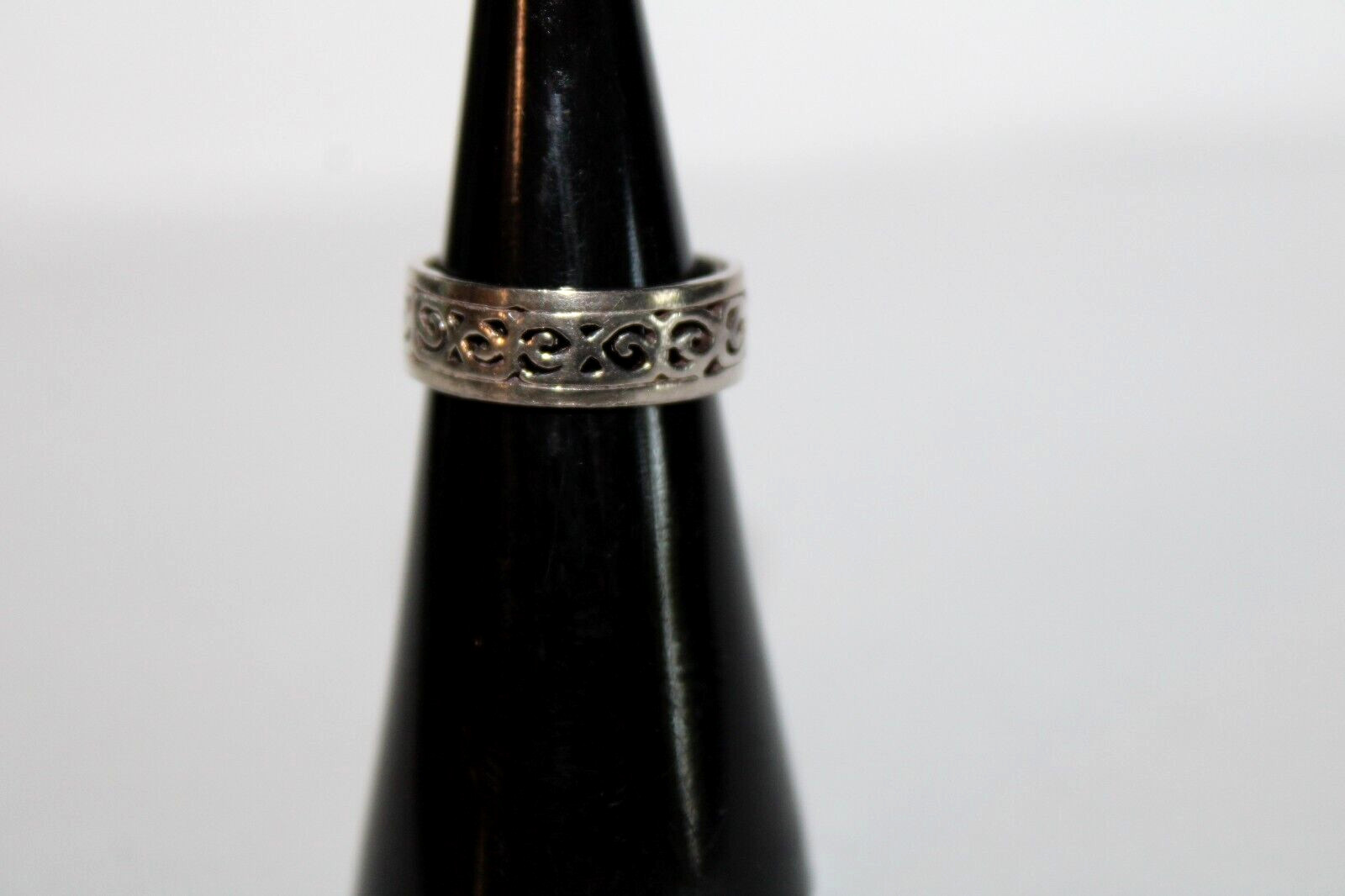 Sterling Silver Knot Cutout Design Toe Ring